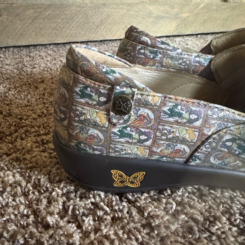 Algeria Keli Love You Mucha shoes with all over print Size 39 = Size 9 - Picture 10 of 16